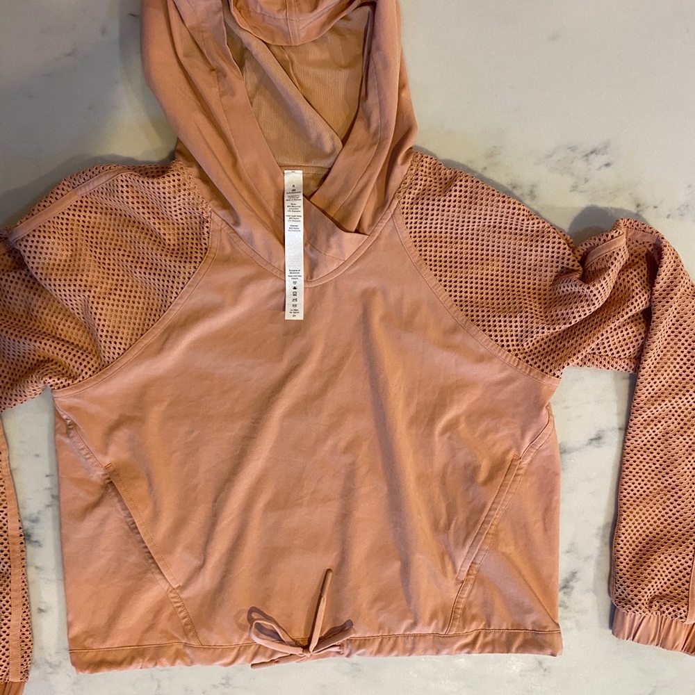 Lululemon pullover